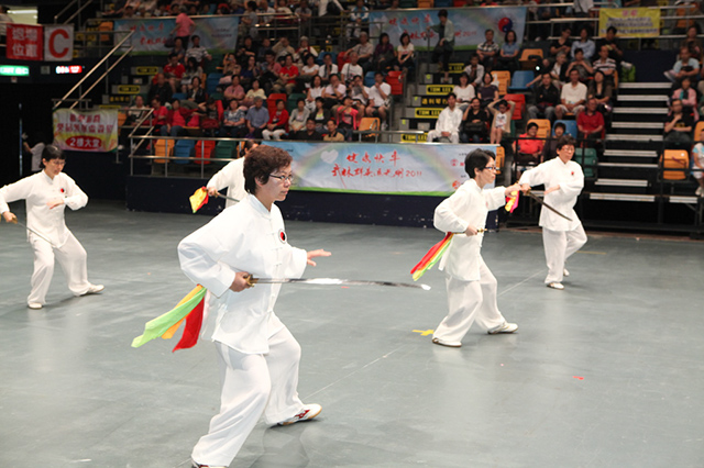 健康快車太極刀表演 005