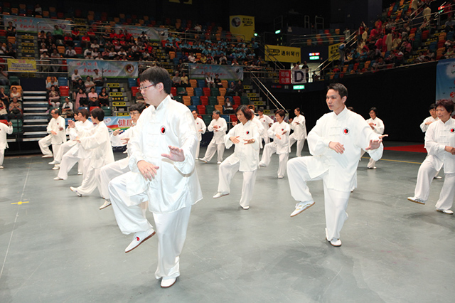 健康快車30式太極拳表演 025