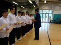 DSC07386  趙幼斌頒發結業証書（理事群）